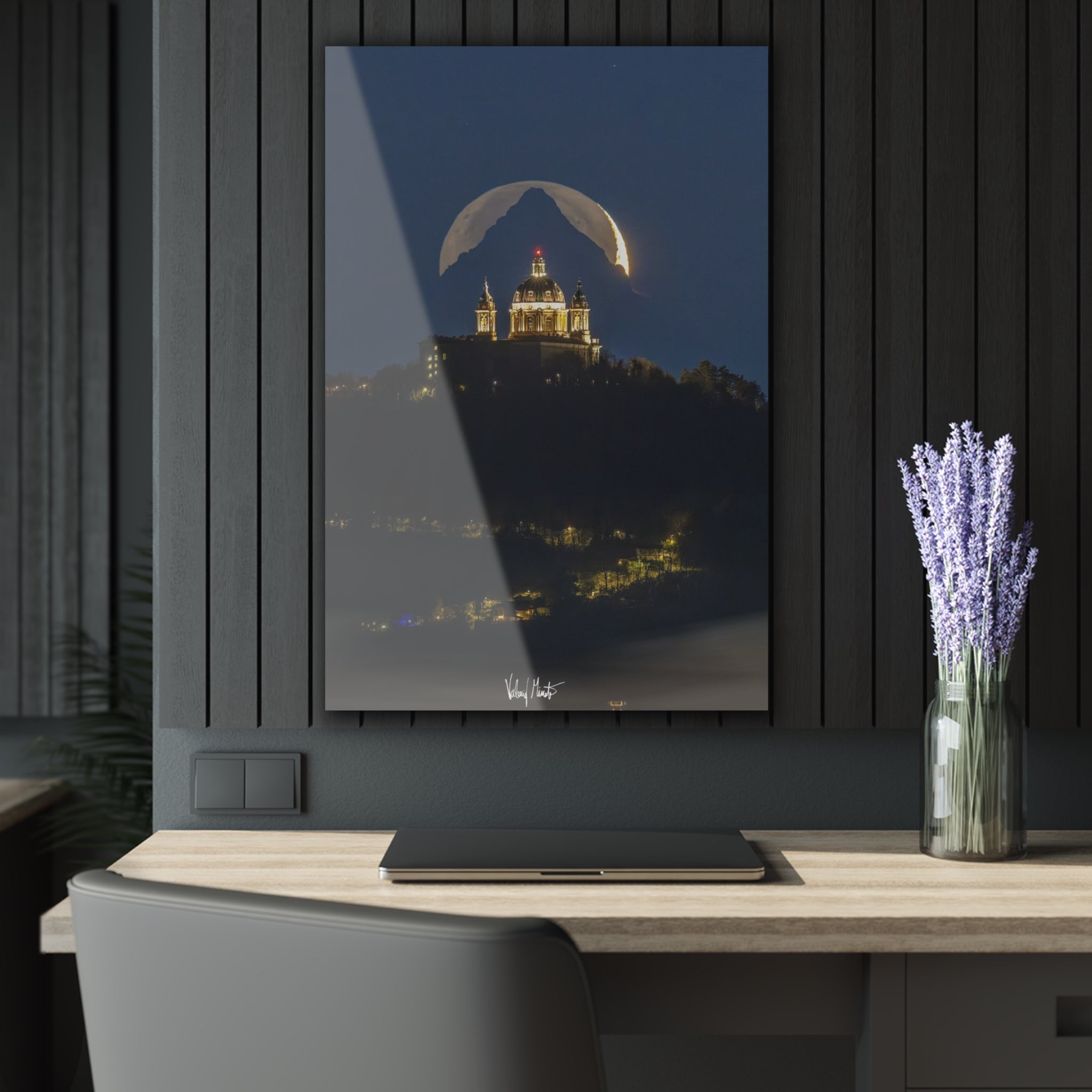 THE BASILICA OF SUPERGA X MT MONVISO [ITALY] ALIGNED WITH THE MOON